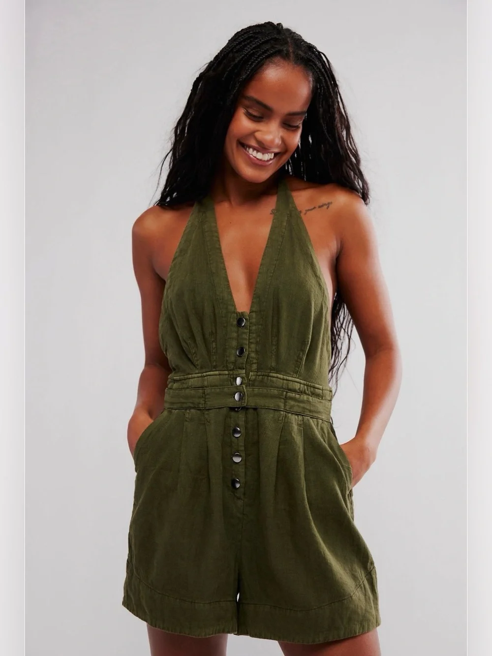 ✨Free People City’s Edge Romper Dried Basil XS✨